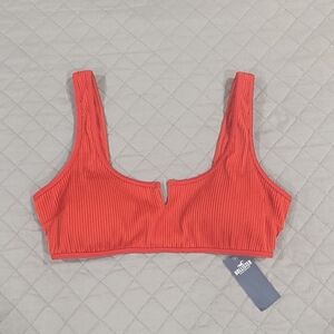 NWT Hollister Red Ribbed Bikini Top Size Medium